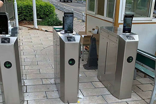 工业区人脸识别闸机