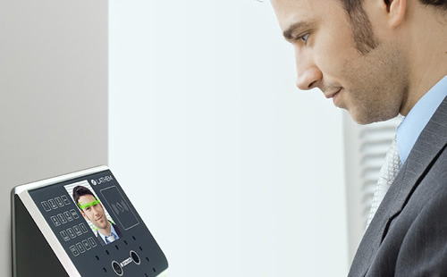 公司安装一套人脸识别系统需要多少钱？